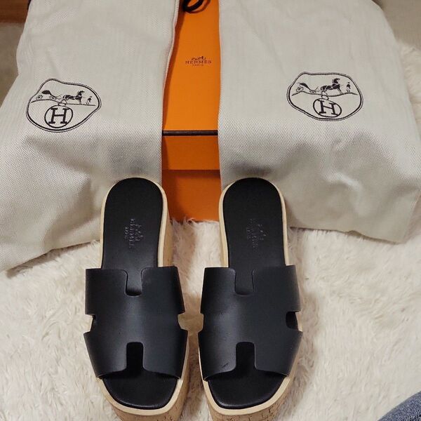 エルメス サンダル エズ 黒 35 レザー