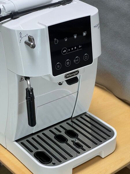ロンギ マグニフィカ スタート ECAM22020W ホワイト