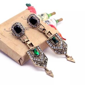 ▽▲新品▽▲エメラルドストーン ゴールドピアス エスニック
