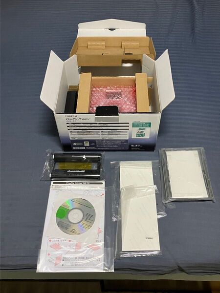 極美品 富士フイルム FinePixPrinter QS-70 用紙 カートリッジ付 廃盤品