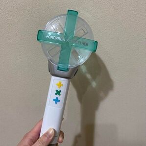 TXT 公式ペンライト