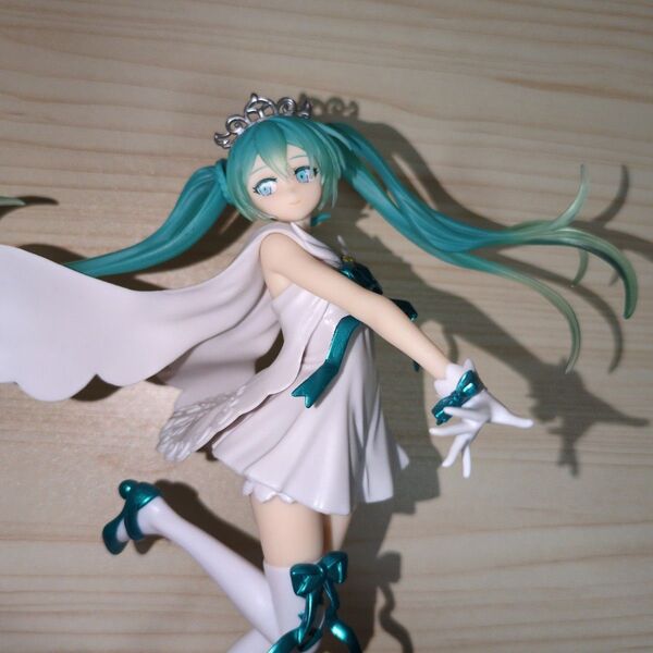 初音ミク フィギュア 15th Anniversary Zhou Ver. SEGA