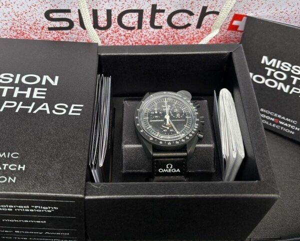 Swatch OMEGA Snoopy BLACK
