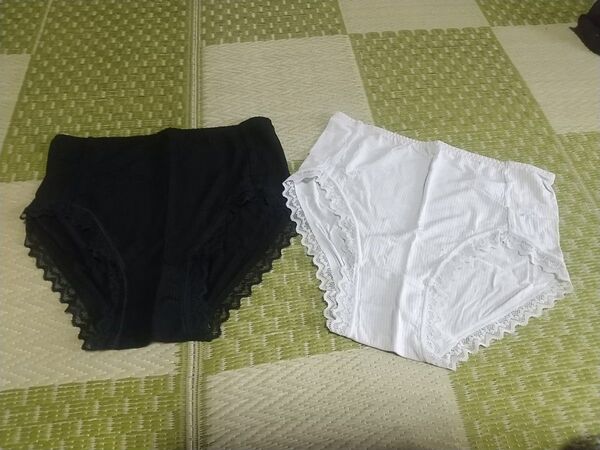 DHC☆デザインショーツ色違い2枚☆ブラックとペールグレー☆Mサイズ