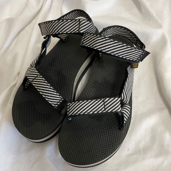 teva サンダル 25cm