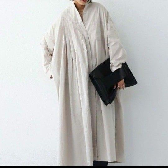 美品!アンティカ 美シルエットきまる!タックシャツワンピース
