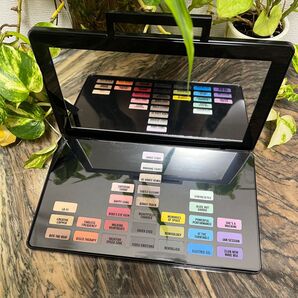 MAC ジェレミースコット コラボ アイシャドウパレット 未使用 レア ラジカセデザイン