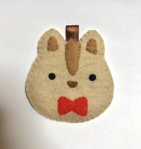  name ./ name tag / squirrel / squirrel / ribbon / tea color / yellow color / red / felt / hand made / handmade / identification tag / child care ./ real ./ children's pavilion / name tape / name tape 