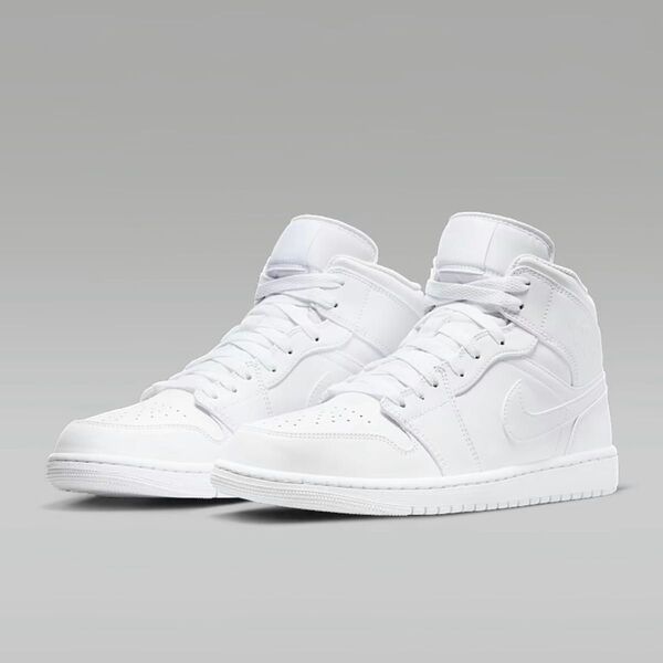 ナイキ Nike エア ジョーダン 1 MID 554724-136 お値引き不可