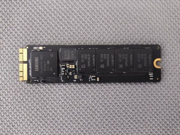 Apple 純正 Samsung 高速 512GB Monterey / Win11Pro Dual Boot