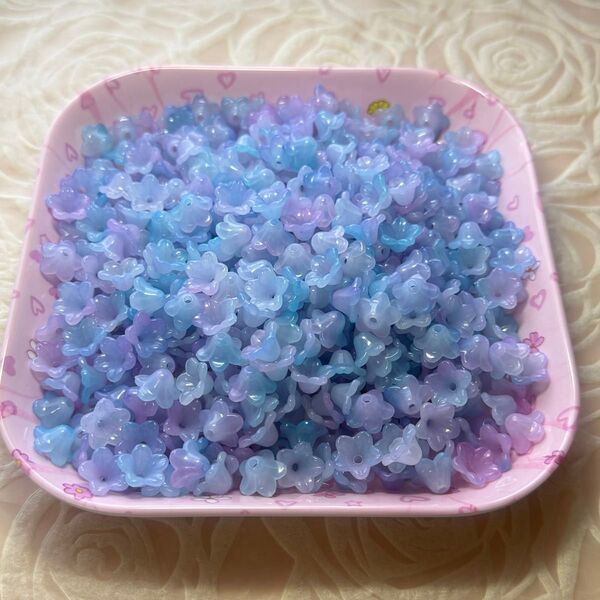 お買い得!アクリル スズランビーズ100g (水色、紫)