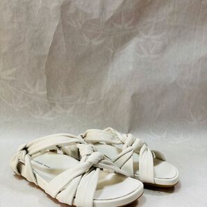 tumori chisato walk サンダル 白色 23.5