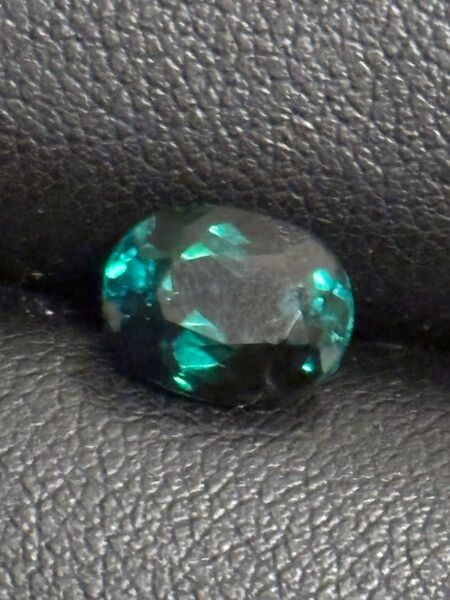 ブルーグリーントルマリン..2.35ct