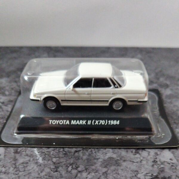 コナミ KONAMI Car of the 80’s EDITION RED TOYOTA MARK II (X70) 1984