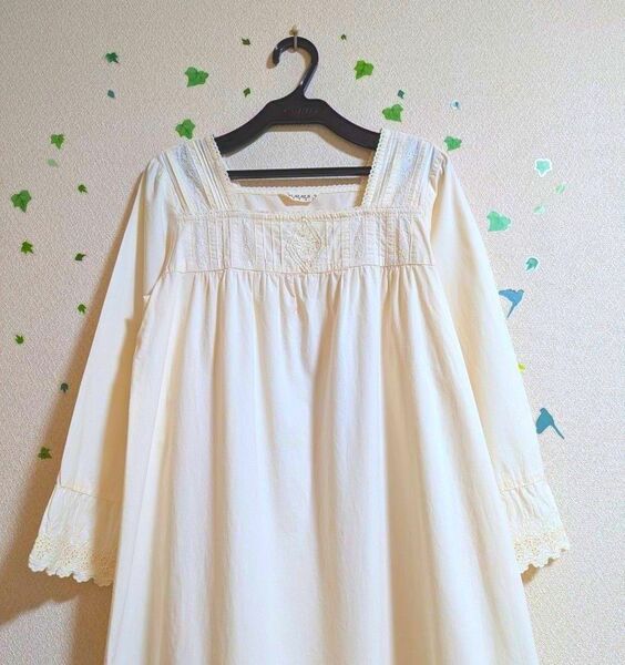 【美品】サマンサモスモス スカラップレ―ス 生成り ロングワンピース