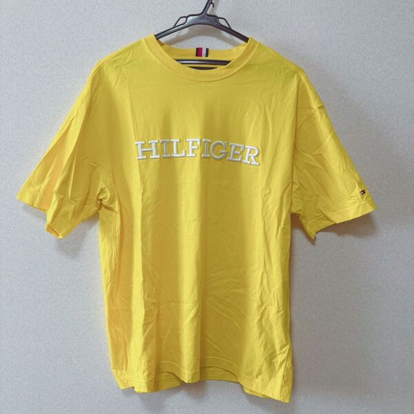 TOMMY HILFIGER ユニセックス モノテープエンブロイドグラフィックTシャツ イエロー M