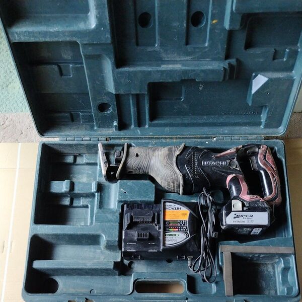 日立セーバーソー18v