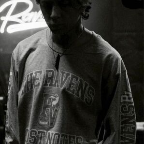 kj着The ravensGHOST NOTES Longsleeve cootie