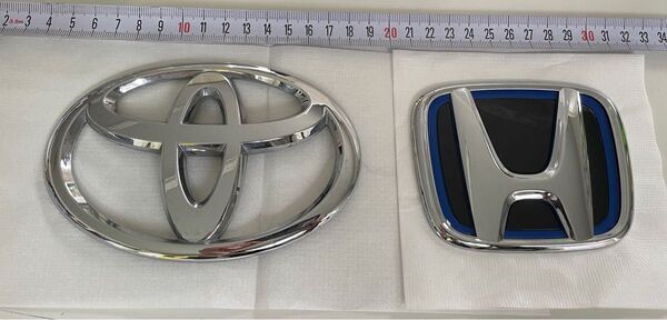 トヨタ ホンダ エンブレム