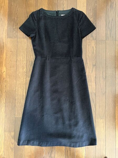 美品【human woman】半袖ワンピース ブラック系 M オフィス 膝丈