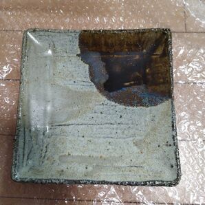 未使用 焼き物 陶器 足付き 角皿 約19cm