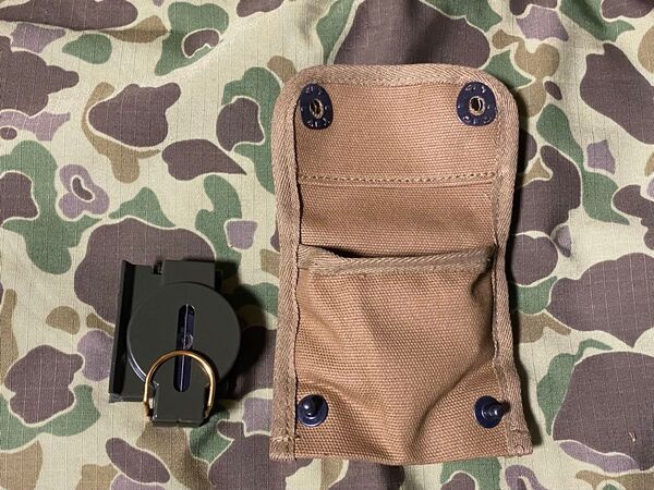第二次世界大戦 アメリカ軍 コンパスポーチ&コンパスのセット(レプリカ)サバゲー 陸軍 海兵隊 空挺師団
