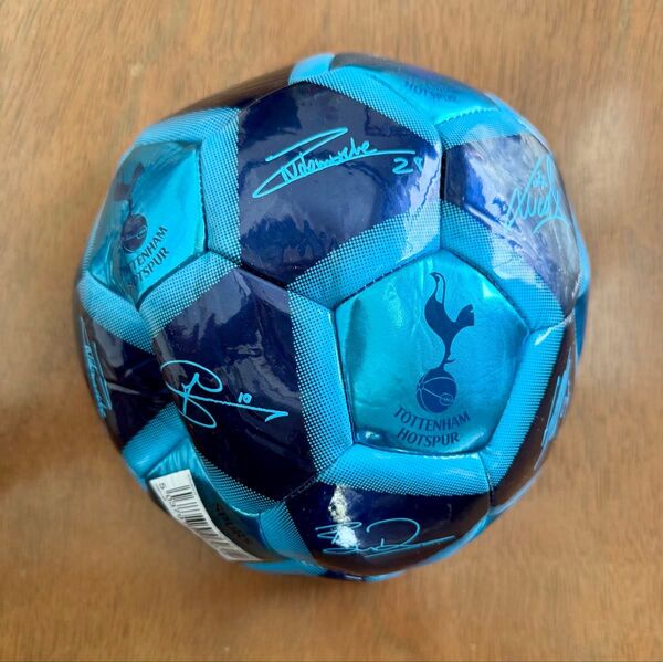 新品未使用品トッテナム・ホットスパー サッカーボール Tottenham Hot