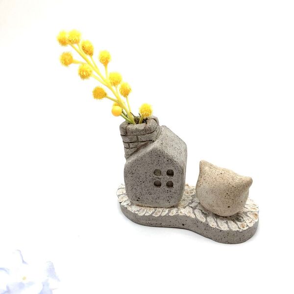 「猫のいる家、一輪挿し」グレー 花瓶 ドライフラワーやプリザーブドフラワーに!陶器のお家型オブジェ 置物 ハウス型のインテリア