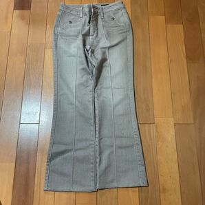 ライトグレーデニムパンツ レディース