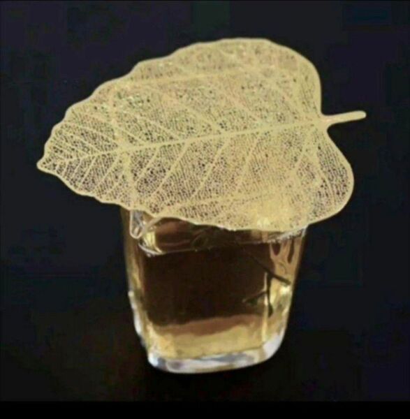 ティーストレーナー 菩提樹 ゴールド