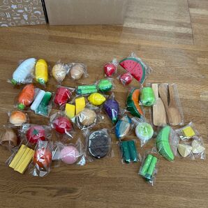 ウッティプッディ 玩具