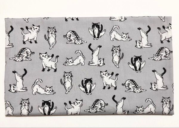 猫柄 ハギレ ハンドメイド ヨガ猫