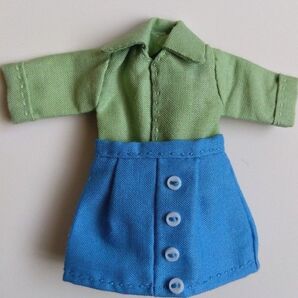 ねんどろいどどーる用服 シャツとスカートのセット