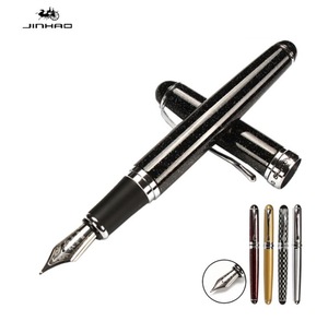 A676　高級感あるクラシック万年筆　お洒落な万年筆　0.5ミリメートル　nib鋼インクペン