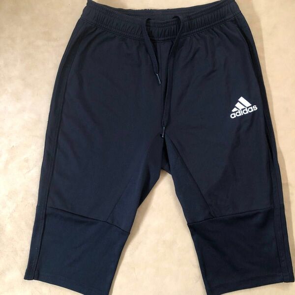 adidas coolハーフパンツ メンズ 黒