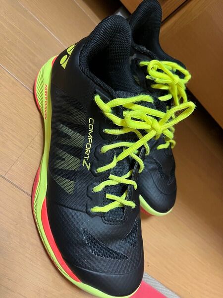 YONEX ヨネックス バドミントン シューズ パワークッション コンフォートz3 黒