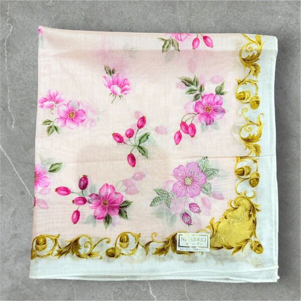 ☆新品未使用☆NINA RICCI ニナリッチ ハンカチ ピンク 花柄 刺繍