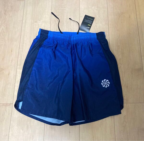 NIKE ナイキ DRY-FIT ドライフィット 風車 ハーフパンツ ショーツ インナーパンツ付 Mサイズ ショートパンツ 新品