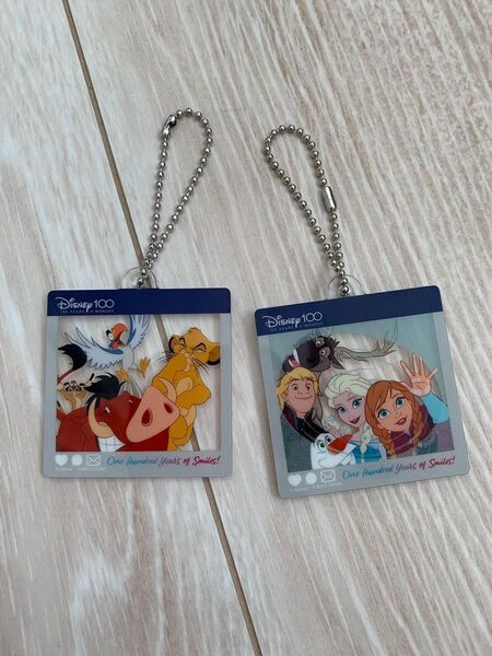 ディズニー ガチャガチャ カプセルトイ アナ雪 アナと雪の女王 ライオンキング
