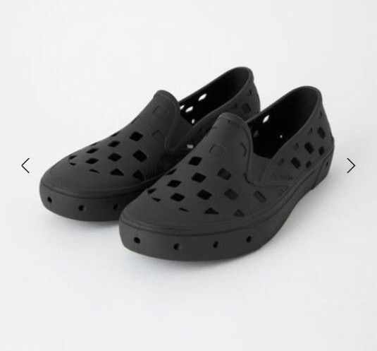 新品 バンズ スリッポン VANS SLIP-ON TRK サンダル 水陸両用