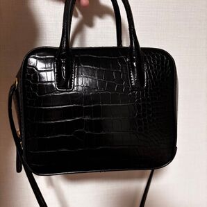 GU ボストンミニショルダーバック