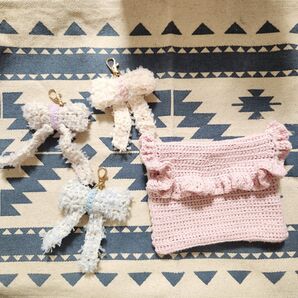 リボンキーホルダー(編み物)