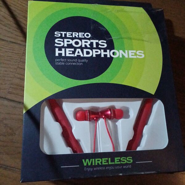 ワイヤレスイヤホン ステレオスポーツヘッドホン 未使用品