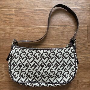 h&m ショルダーバッグ ブラウン系 ロゴ