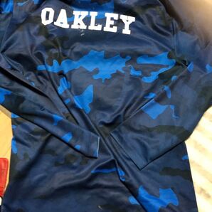 値下げOAKLEYオークリー長袖プラクティス