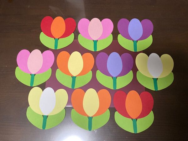 壁面飾り 春 チューリップ カラフル 3月4月5月 窓飾り 進級 入学 春の壁面 保育教材 壁面装飾 窓飾り