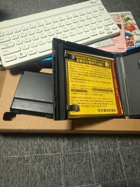 動作品 任天堂 ポケモンタイピング DS キーボード 外箱 ソフト付き ゲーム