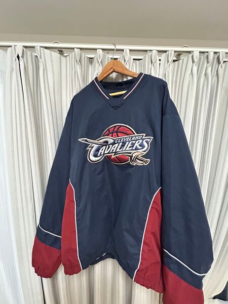 古着 NBA Cleveland Cavaliers キャバリアーズ ナイロンジャケット
