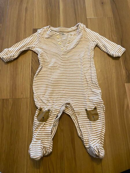 Baby GAP 長袖足も隠れる ロンパース ベビー服