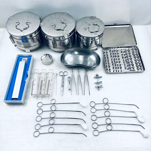 医療器具 まとめ ガラス製注射器 シリンジ 咽頭捲綿子 注射器容器 膿盆 丸型カスト 他 耳鼻咽喉科